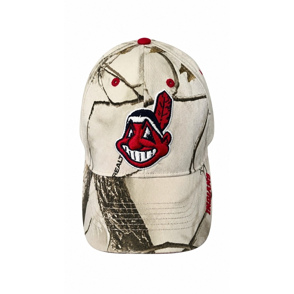 Fan Favorite Cleveland Indians Chief Wahoo Hat White Realtree Camo Cotton OS MLB